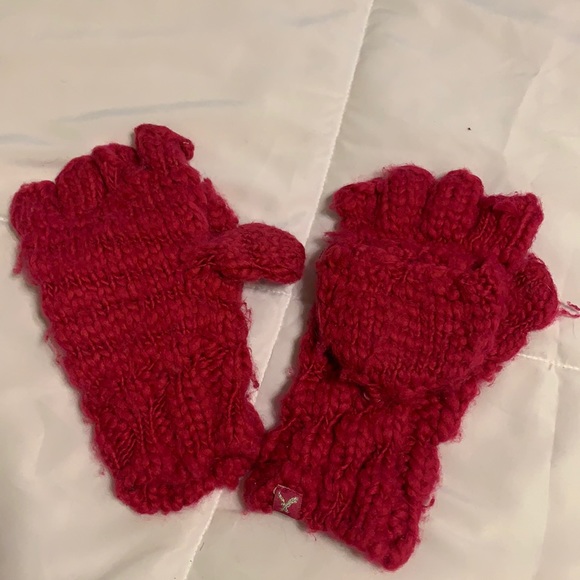 Convertible mitten/glove and scarf set - Picture 2 of 2